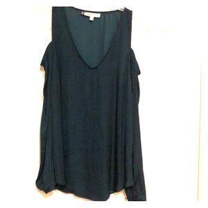 Jennifer Lopez cold shoulder top